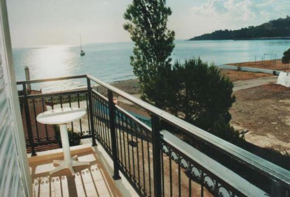 Poros House Hotel المظهر الخارجي الصورة